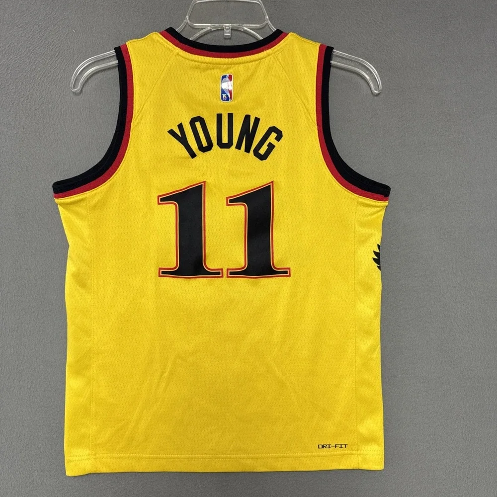 Atlanta Hawks Trae Young #11 Jersey Mens Med Nike 75th Anniversary City Swingman